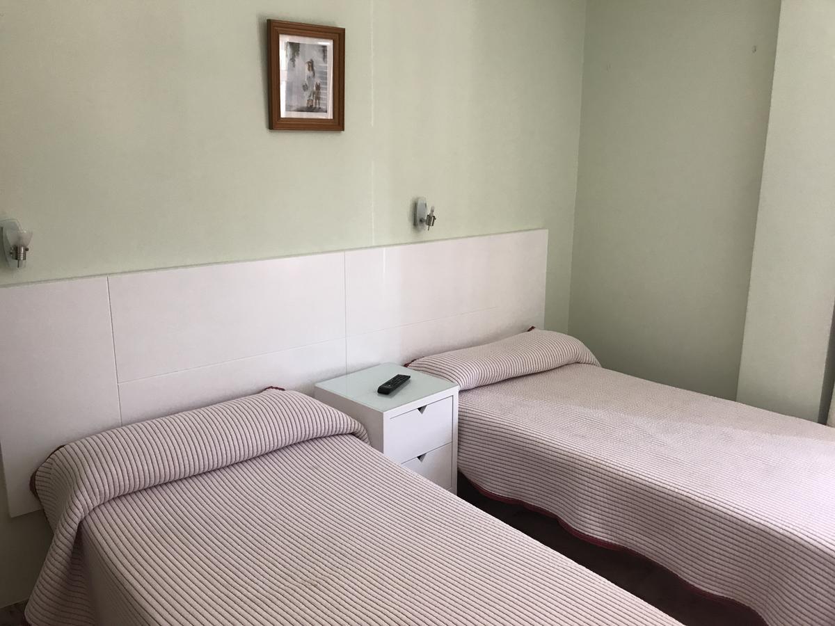 Hostal Rio De Oro Алькала-ла-Реаль Экстерьер фото